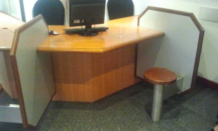 Mobilier de bureau en bois Pacy-sur-Eure