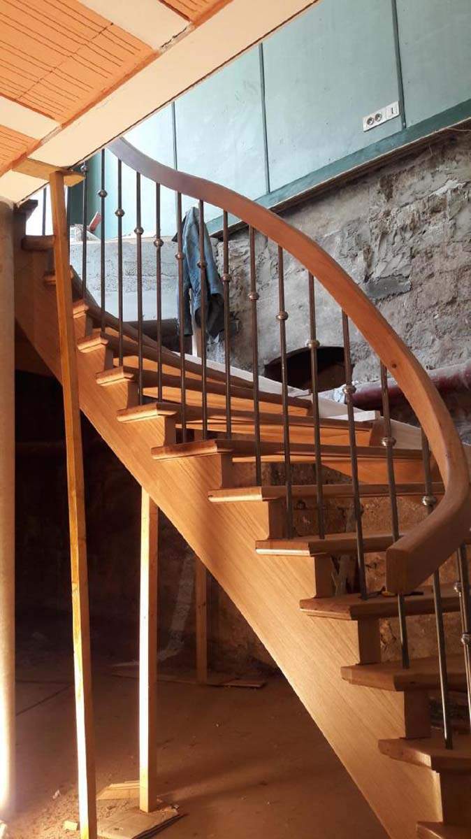 Escalier en bois Pacy-sur-Eure